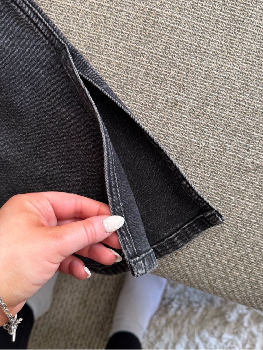Abercrombie Jeans- “The Skinny” High Rise w/Split Hem- Curve Love-28 SHORT - Picture 5 of 10